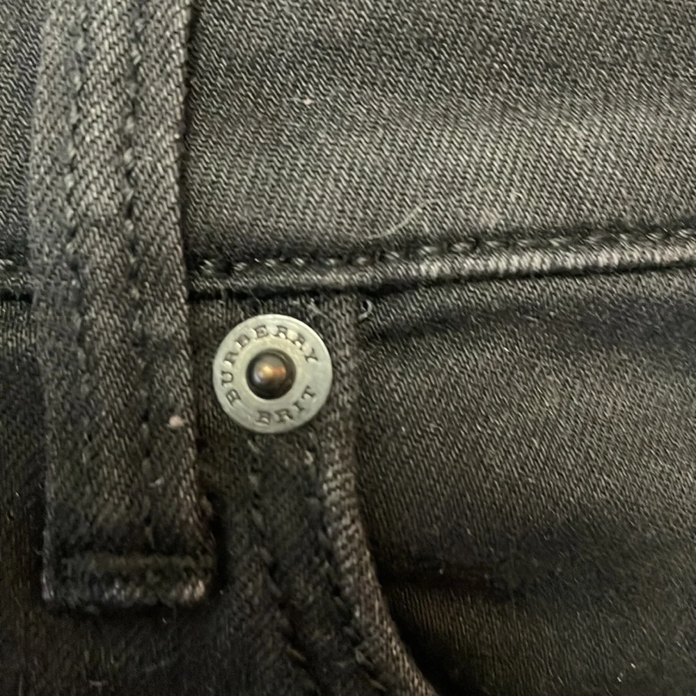 Burberry Brit skinny low-rise washed black jeans - Picture 3 of 12